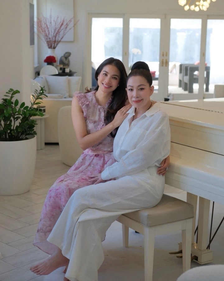 Sức h&uacute;t của 'Hoa hậu quốc d&acirc;n' d&ugrave; đ&atilde; gần 10 năm rời h&agrave;o quang showbiz Việt - Ảnh 11.