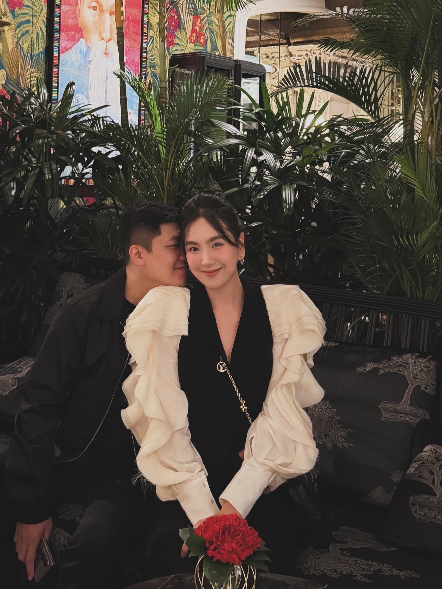 Cưng xỉu khoảnh khắc con trai MC Mai Ngọc tr&ograve;n 1 tuổi đầy y&ecirc;u thương - Ảnh 5.