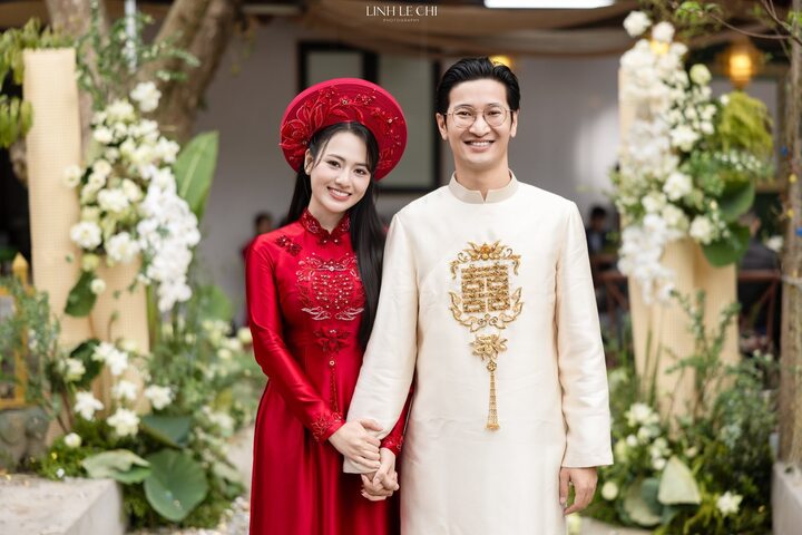 Đời thực của Ph&oacute; gi&aacute;m đốc đang bị gh&eacute;t tr&ecirc;n phim giờ v&agrave;ng VTV - Ảnh 4.