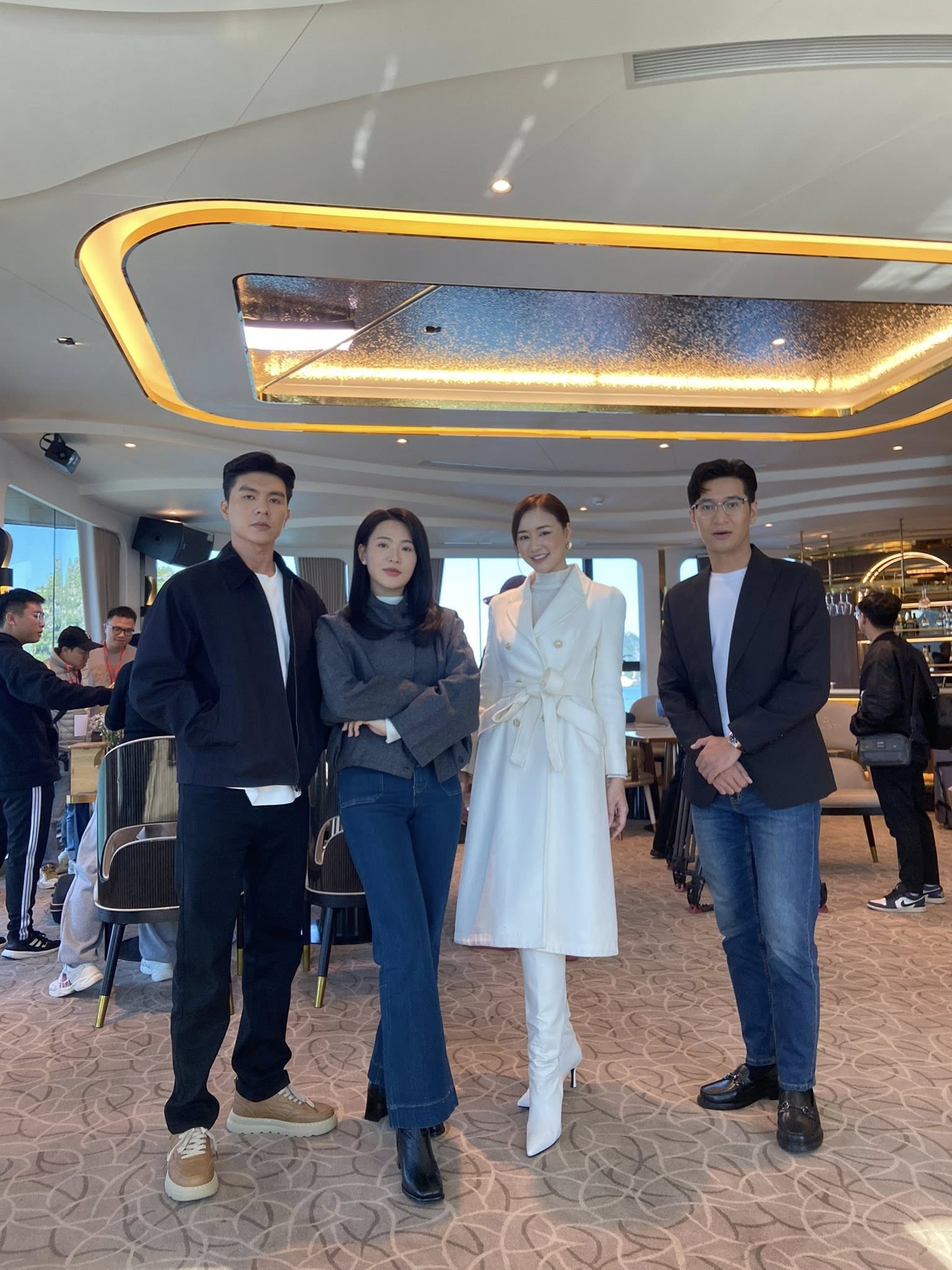 Steven Nguyễn xúc động chia tay “Không giới hạn”, hé lộ loạt ảnh hậu trường thú vị - Ảnh 6. Steven Nguyễn xúc động chia tay “Không giới hạn”, hé lộ loạt ảnh hậu trường - Ảnh 6.