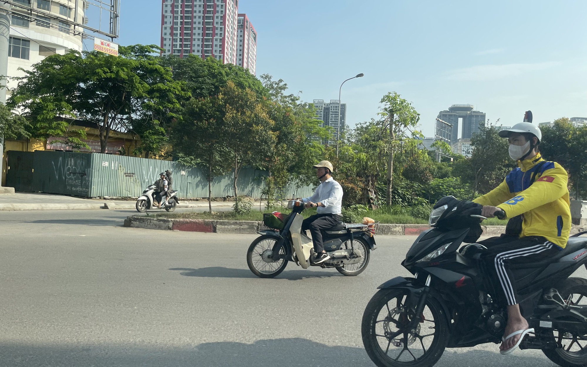 Miền Bắc lại đ&oacute;n kh&ocirc;ng kh&iacute; lạnh, thời tiết thay đổi bất ngờ v&agrave;o chiều tối nay