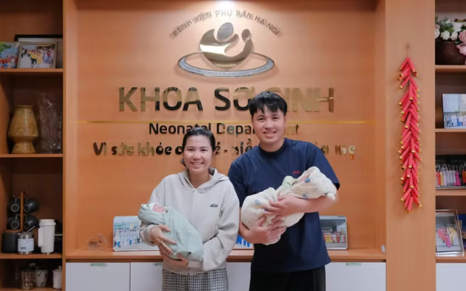Hành trình kỳ diệu giành lại sự sống cho cặp song sinh non ở tuần thai 27
