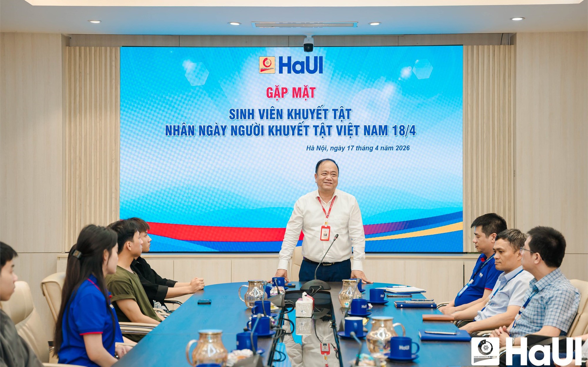 Lan tỏa yêu thương tại buổi gặp mặt sinh viên khuyết tật: Nơi nghị lực được vươn mình