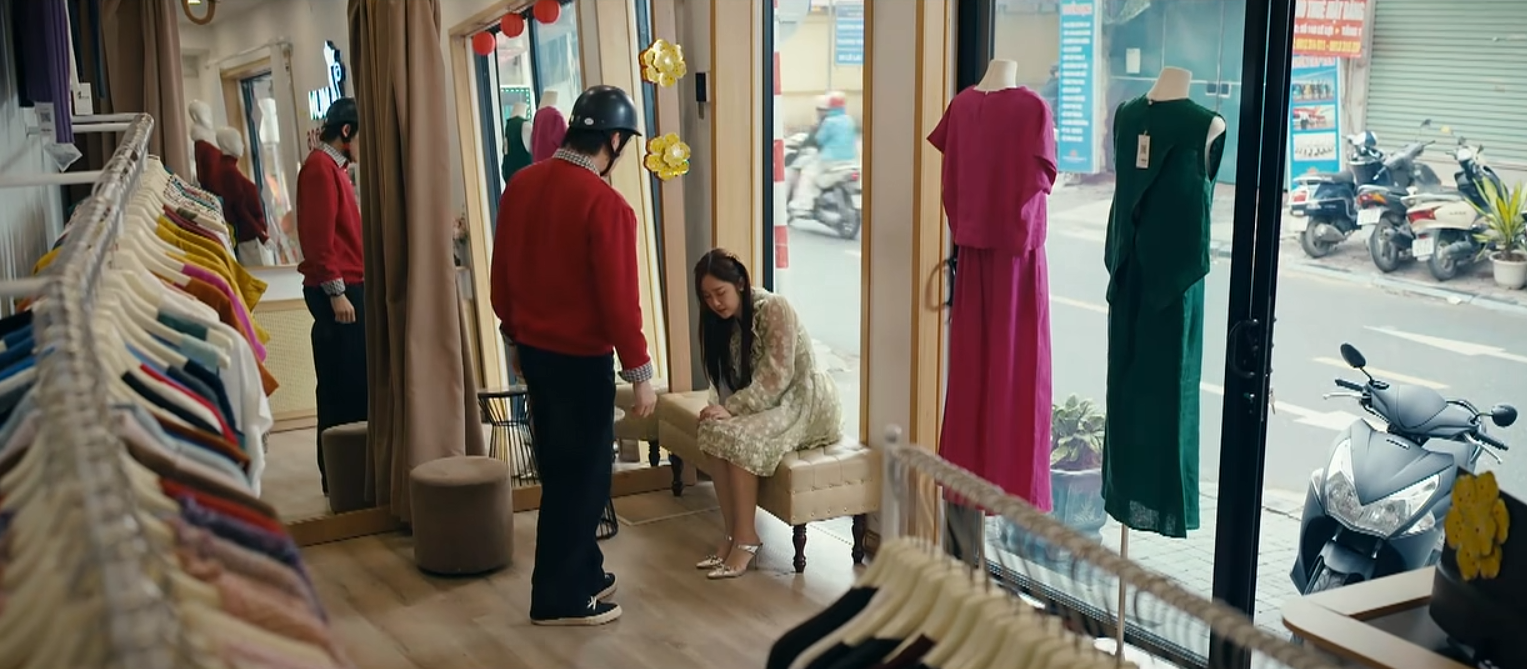 G&aacute;i đẹp lừa Đ&igrave;nh T&uacute; l&ecirc;n ph&ograve;ng, Ngọc Huyền bị cấm y&ecirc;u trong 'Ngược đường ngược nắng' - Ảnh 1.