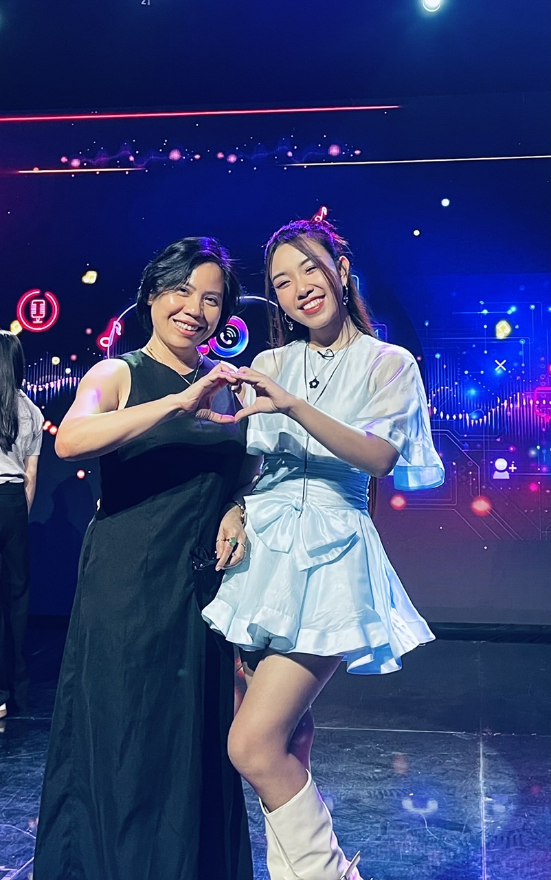 'Alo đ&acirc;y l&agrave;&hellip;', cuộc gọi bất ngờ đưa nghệ sĩ l&ecirc;n s&oacute;ng VTV3 - Ảnh 2.