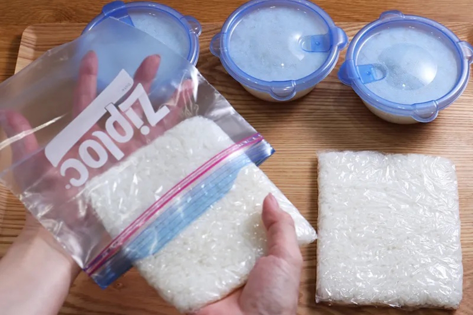 Sự thật về th&oacute;i quen Cất cơm trong tủ lạnh m&agrave; bạn chưa biết đến - Ảnh 4.