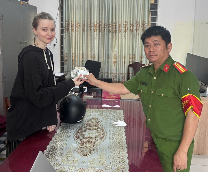 Tin s&aacute;ng 22/4: C&ocirc;ng an ra th&ocirc;ng b&aacute;o quan trọng li&ecirc;n quan đến VNeID, người d&acirc;n cần biết; Miền Bắc li&ecirc;n tiếp đ&oacute;n kh&ocirc;ng kh&iacute; lạnh, mưa d&ocirc;ng diện rộng - Ảnh 5.