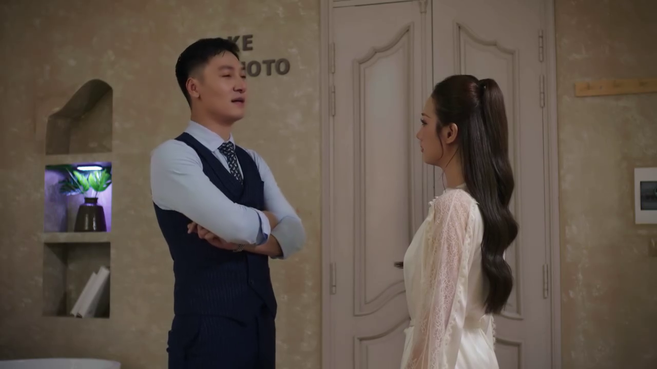 'G&aacute;i qu&aacute;n bar' đ&ograve;i nh&agrave; thiếu gia Qu&acirc;n 1 tỷ đồng tiền 'b&ugrave; đắp thanh xu&acirc;n' - Ảnh 1.