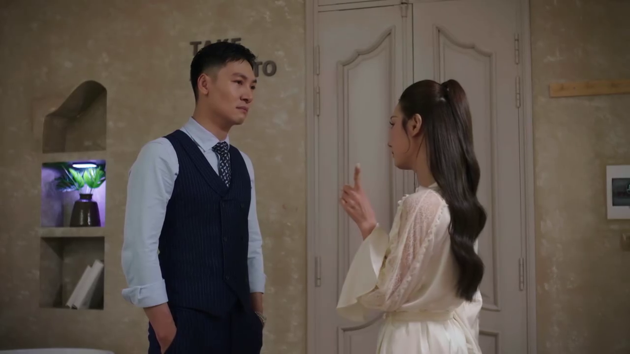 'G&aacute;i qu&aacute;n bar' đ&ograve;i nh&agrave; thiếu gia Qu&acirc;n 1 tỷ đồng tiền 'b&ugrave; đắp thanh xu&acirc;n' - Ảnh 3.