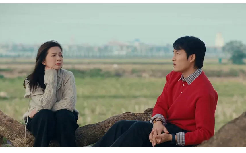 Ngọc Huyền tiết lộ chuyện "ngượng ng&ugrave;ng" khi diễn cảnh &ocirc;m h&ocirc;n Đ&igrave;nh T&uacute;