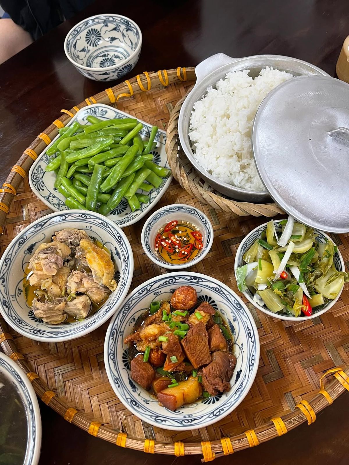 D&acirc;n s&agrave;nh nấu lu&ocirc;n biết quy tắc n&ecirc;m nếm để c&aacute;c m&oacute;n vừa vị m&agrave; vẫn giữ trọn tinh t&uacute;y của nguy&ecirc;n liệu - Ảnh 2.