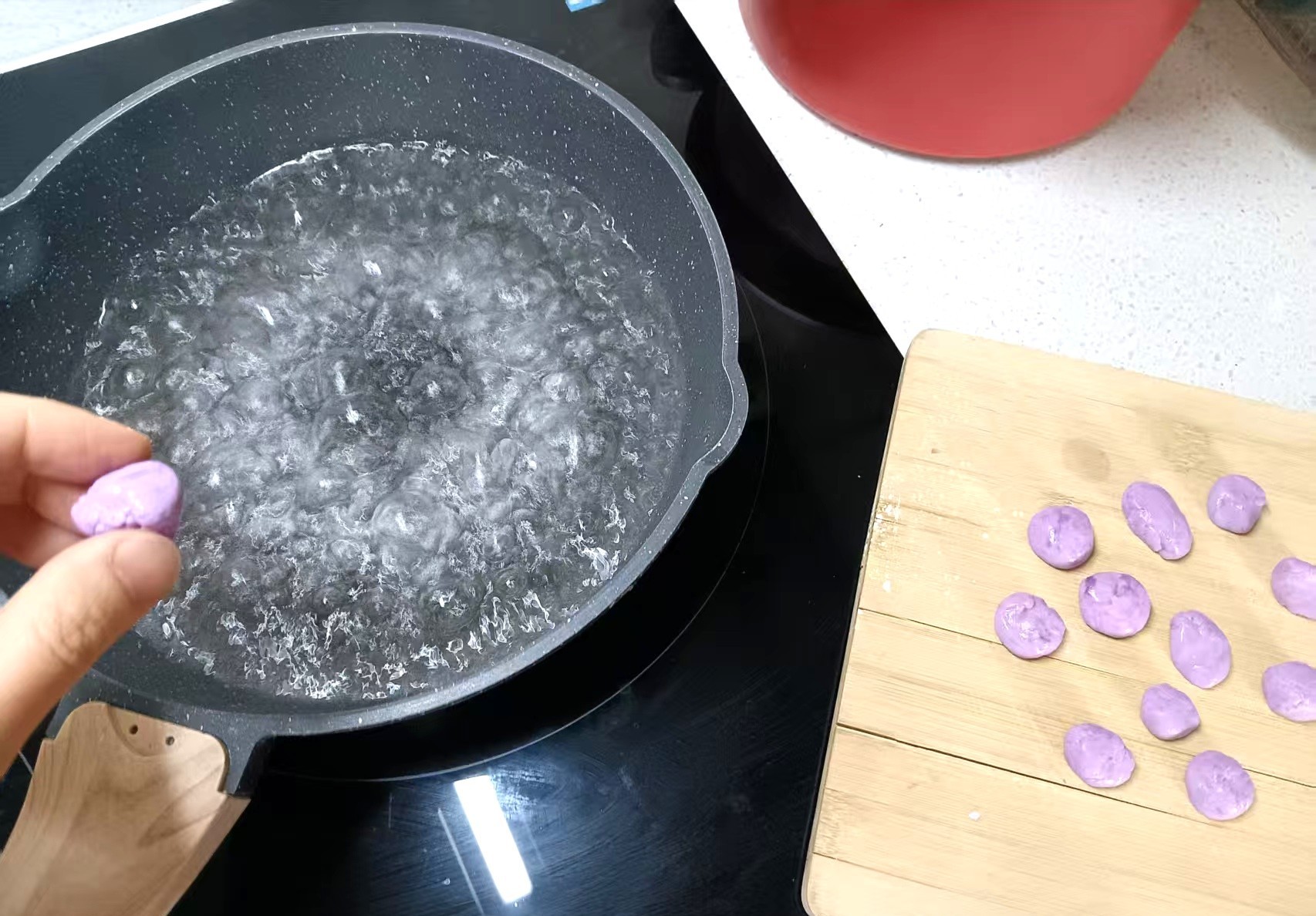 Tự l&agrave;m m&oacute;n ch&egrave; ngon tuyệt, thổi bay thời tiết n&oacute;ng bức chỉ với 3 bước đơn giản - Ảnh 5.