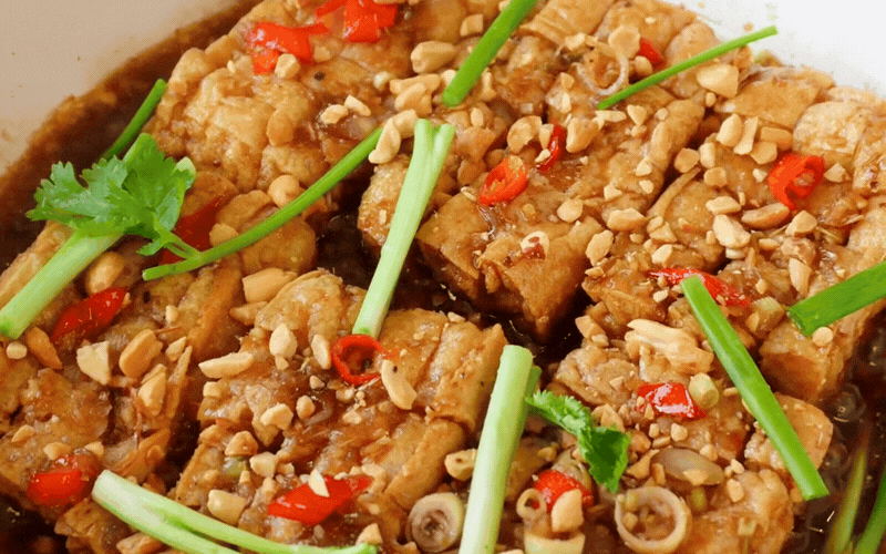 M&ugrave;a h&egrave; n&oacute;ng nực, chế biến đậu phụ theo c&aacute;ch n&agrave;y đảm bảo "đ&aacute;nh bay" nồi cơm, cả nh&agrave; khen tấm tắc! - Ảnh 12.