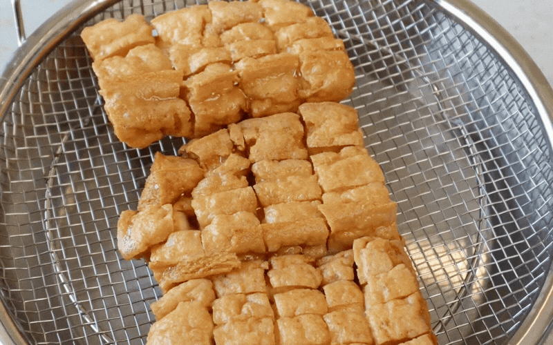 M&ugrave;a h&egrave; n&oacute;ng nực, chế biến đậu phụ theo c&aacute;ch n&agrave;y đảm bảo "đ&aacute;nh bay" nồi cơm, cả nh&agrave; khen tấm tắc! - Ảnh 6.