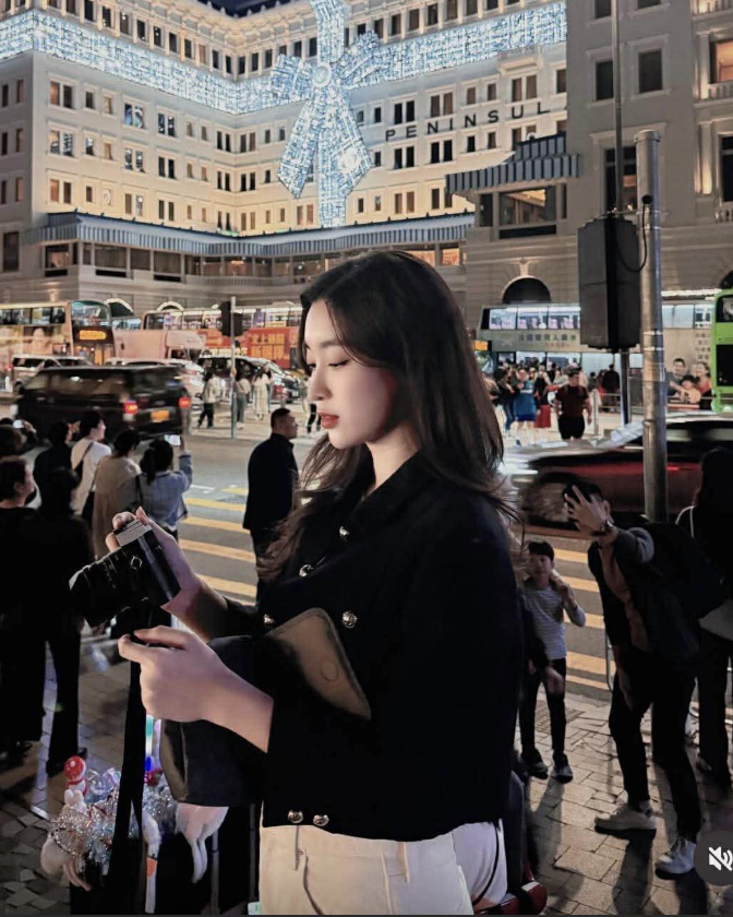 Đỗ Mỹ Linh sắp sinh con thứ hai: Tin đồn g&acirc;y ch&uacute; &yacute; trong l&agrave;ng giải tr&iacute; 2026 - Ảnh 3.