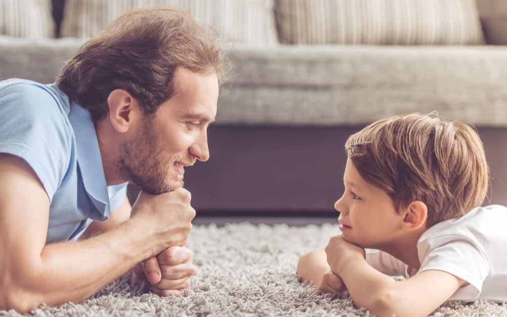 Cha mẹ kh&ocirc;n ngoan kh&ocirc;ng bao giờ tiết lộ 3 chuyện n&agrave;y của con c&aacute;i với người ngo&agrave;i - Ảnh 6.