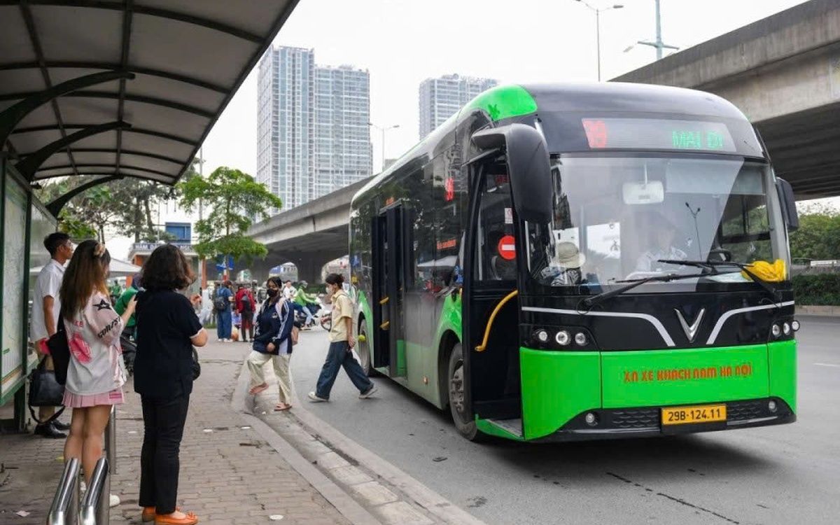 Hà Nội điều phối vận tải quy mô lớn miễn phí toàn mạng lưới công cộng dịp nghỉ lễ
