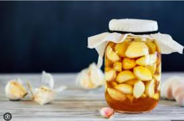 Những thực phẩm nếu kết hợp sai c&aacute;ch với tỏi c&oacute; thể g&acirc;y ra c&aacute;c phản ứng ti&ecirc;u cực cho cơ thể - Ảnh 4.