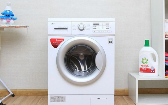 Mẹo đơn giản gi&uacute;p sofa kh&ocirc; r&aacute;o, tr&aacute;nh ẩm mốc, đẹp như mới - Ảnh 4.