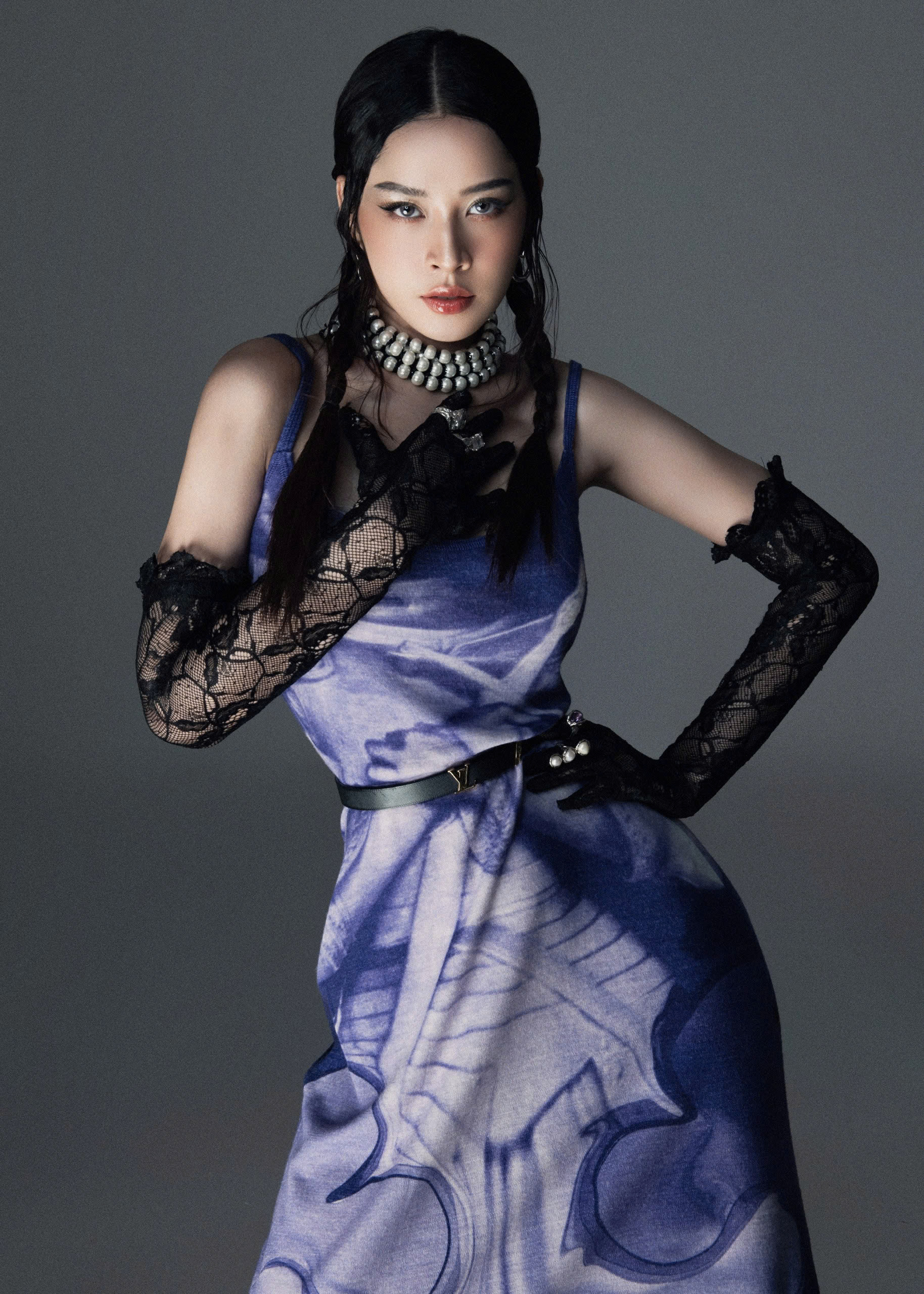 Chipu chỉ 'nhỉnh' 1m6 c&oacute; thể c&acirc;n được mọi loại trang phục nhờ c&aacute;ch  - Ảnh 13.