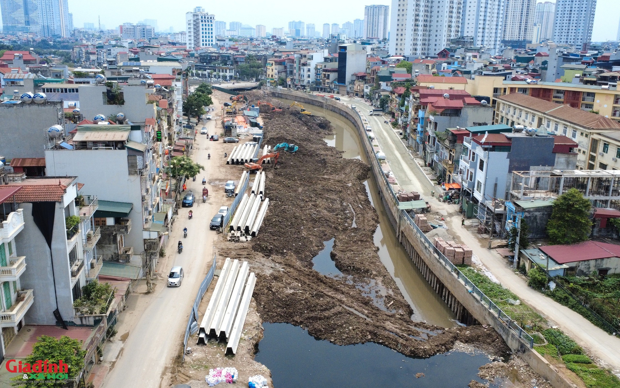 H&agrave; Nội: Hiện trạng ngổn ngang tại dự &aacute;n tho&aacute;t nước ngh&igrave;n tỷ k&ecirc;nh dẫn nước La Kh&ecirc;