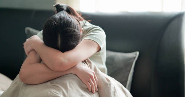 Quan hệ tình dục sớm và nguy cơ ung thư cổ tử cung: Sự thật cần biết