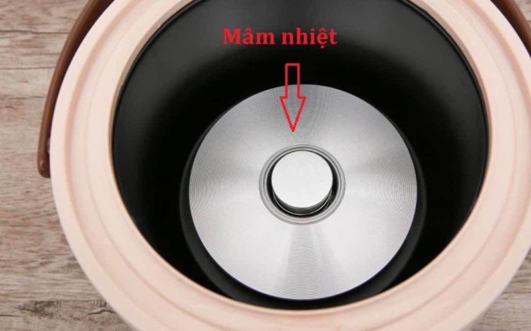 4 Món ăn thừa nên bỏ đi để đảm bảo sức khỏe gia đình bạn năm 2026 - Ảnh 9. 4 Món ăn thừa nên bỏ đi để đảm bảo sức khỏe gia đình bạn năm 2026 - Ảnh 9.