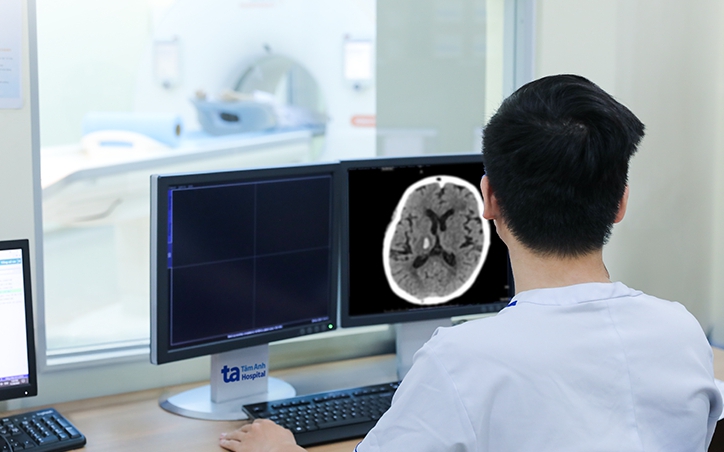 Người phụ nữ 62 tuổi đột quỵ do tăng huyết áp, thừa nhận sai lầm nhiều người Việt mắc phải