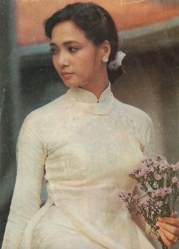 NSND đ&oacute;ng phim dẫn đầu ph&ograve;ng v&eacute;: L&agrave; mỹ nh&acirc;n m&agrave;n ảnh, U70 vẫn trẻ đẹp kh&oacute; tin - Ảnh 4.