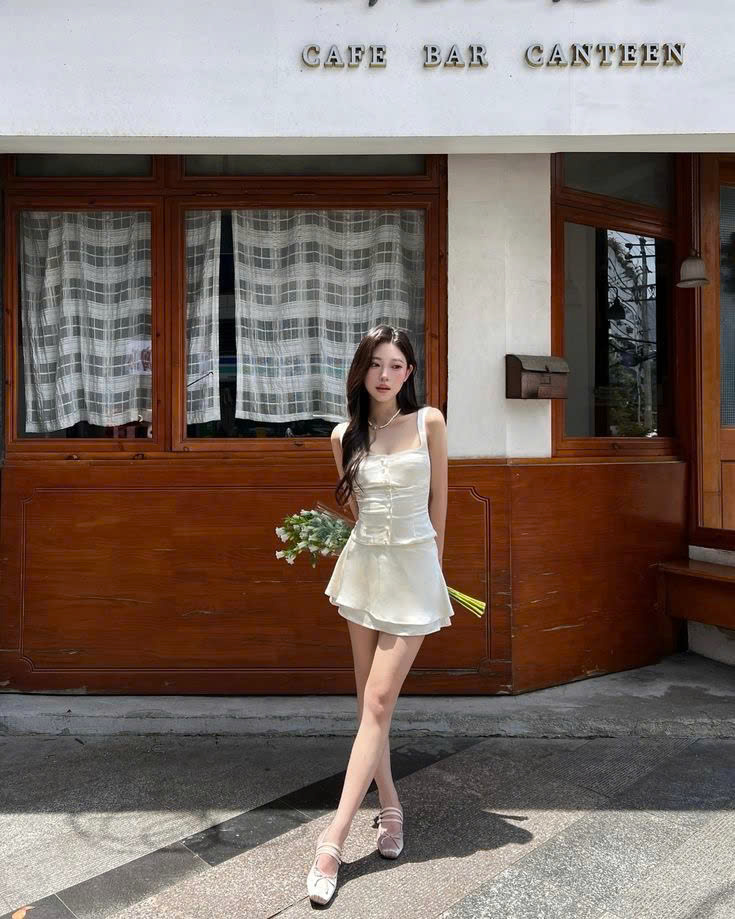 Mẹo chọn cổ &aacute;o ph&ugrave; hợp với từng d&aacute;ng người - Ảnh 2.