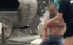 H&agrave; Nội: T&agrave;i xế &ocirc; t&ocirc; bị h&agrave;nh kh&aacute;ch d&ugrave;ng dao tấn c&ocirc;ng sau m&acirc;u thuẫn