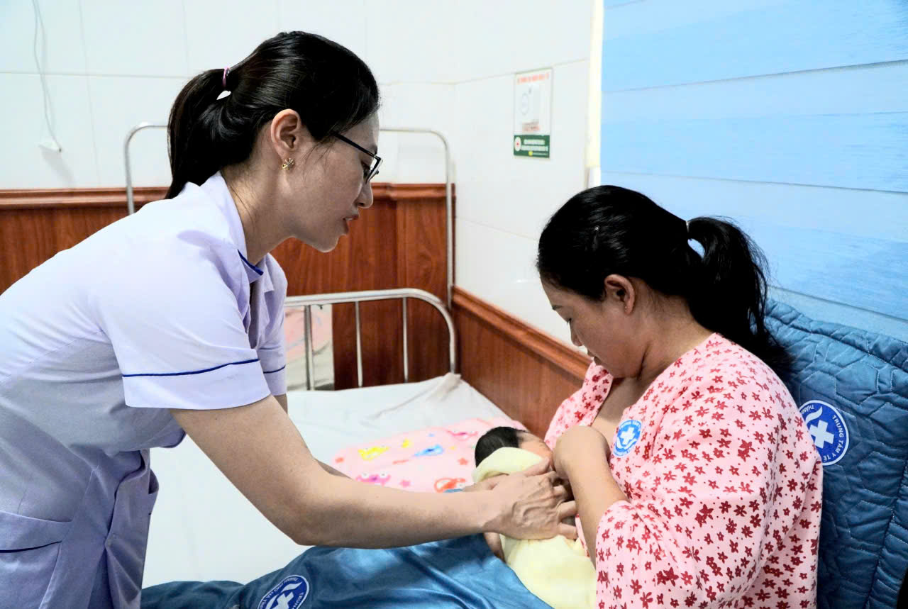 &Eacute;p uống rượu bia c&oacute; thể bị phạt tới 3 triệu đồng - Ảnh 3.