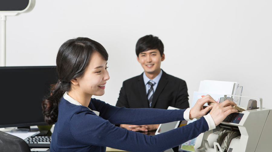 C&aacute;ch gửi tiết kiệm an to&agrave;n bảo vệ người ti&ecirc;u d&ugrave;ng , tăng lợi nhuận hiệu quả - Ảnh 1.