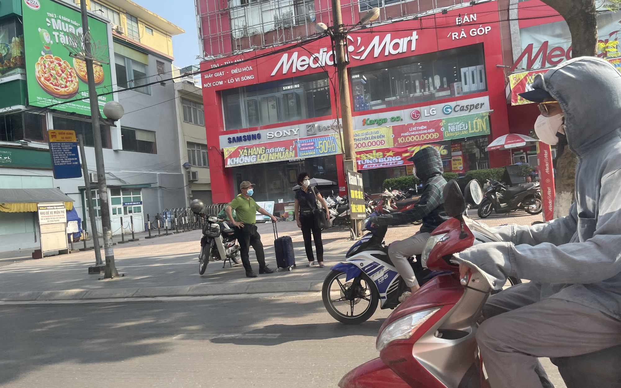 Nắng n&oacute;ng lan rộng khắp cả nước, nơi n&agrave;o c&oacute; mức nhiệt hơn 40 độ?