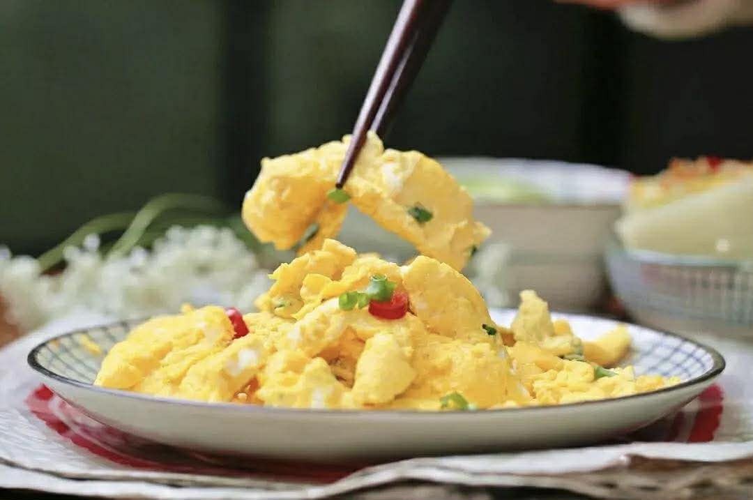 Đ&acirc;y mới l&agrave; trứng b&aacute;c chất lượng cao: C&aacute;ch l&agrave;m 99% mọi người chưa thử v&agrave; quan trọng l&agrave; kh&ocirc;ng d&ugrave;ng 1 giọt dầu n&agrave;o - Ảnh 7.