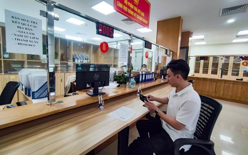 Hà Nội yêu cầu xử lý dứt điểm hồ sơ phản ánh quá hạn trên Cổng Dịch vụ công quốc gia