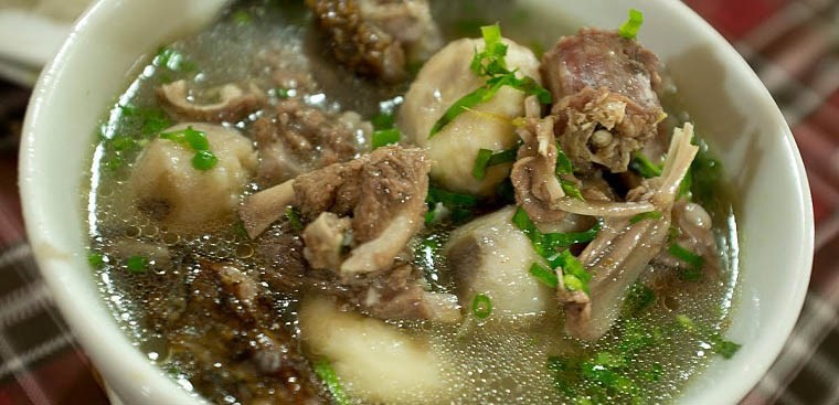 6 M&oacute;n ăn d&acirc;n d&atilde; gi&uacute;p xương khớp dễ chịu hơn khi thời tiết thay đổi - Ảnh 1.