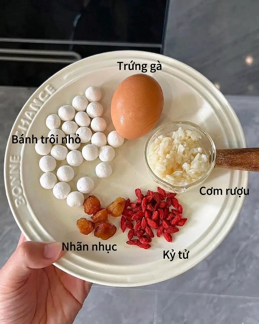 Phụ nữ cứ lu&acirc;n phi&ecirc;n ăn 5 m&oacute;n n&agrave;y l&agrave; da mịn hồng h&agrave;o v&agrave; vẻ ngo&agrave;i xinh đẹp ngay cả khi kh&ocirc;ng trang điểm - Ảnh 8.