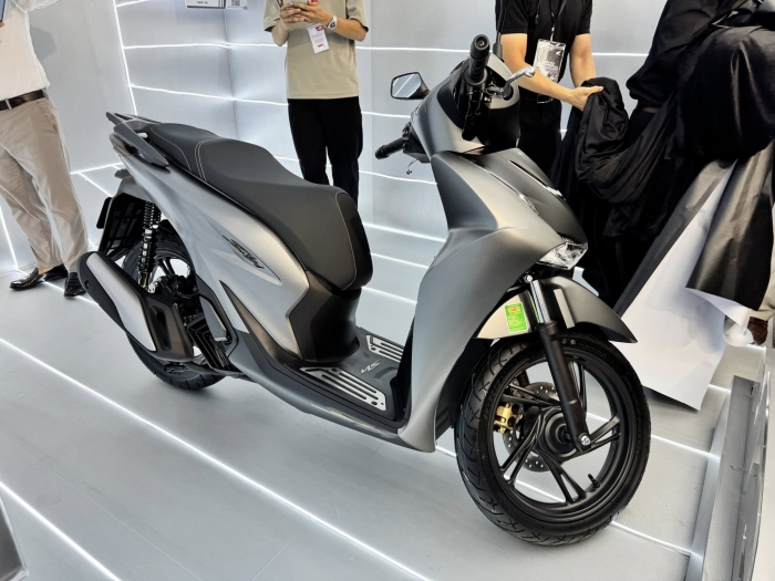 Giá xe Honda SH mới nhất ở đại lý giảm sốc, thấp chưa từng thấy, khách chọn SH 125 và SH 160 thay SH Mode, Air Blade vì rẻ hiếm thấy - Ảnh 2. Giá xe Honda SH mới nhất ở đại lý giảm sốc, thấp chưa từng thấy, khách chọn SH 125 và SH 160 thay SH Mode, Air Blade vì rẻ hiếm thấy - Ảnh 2.