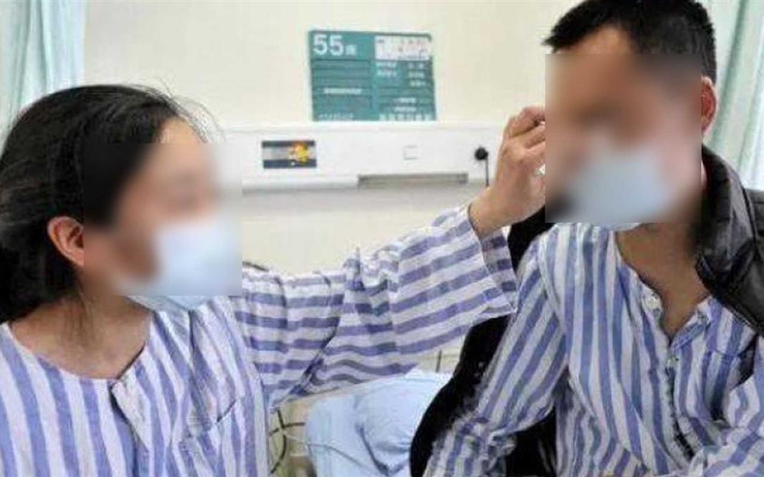 Hai vợ chồng c&ugrave;ng mắc ung thư gan chỉ trong 2 th&aacute;ng, b&aacute;c sĩ chỉ ra sai lầm nấu ăn nhiều người Việt mắc phải