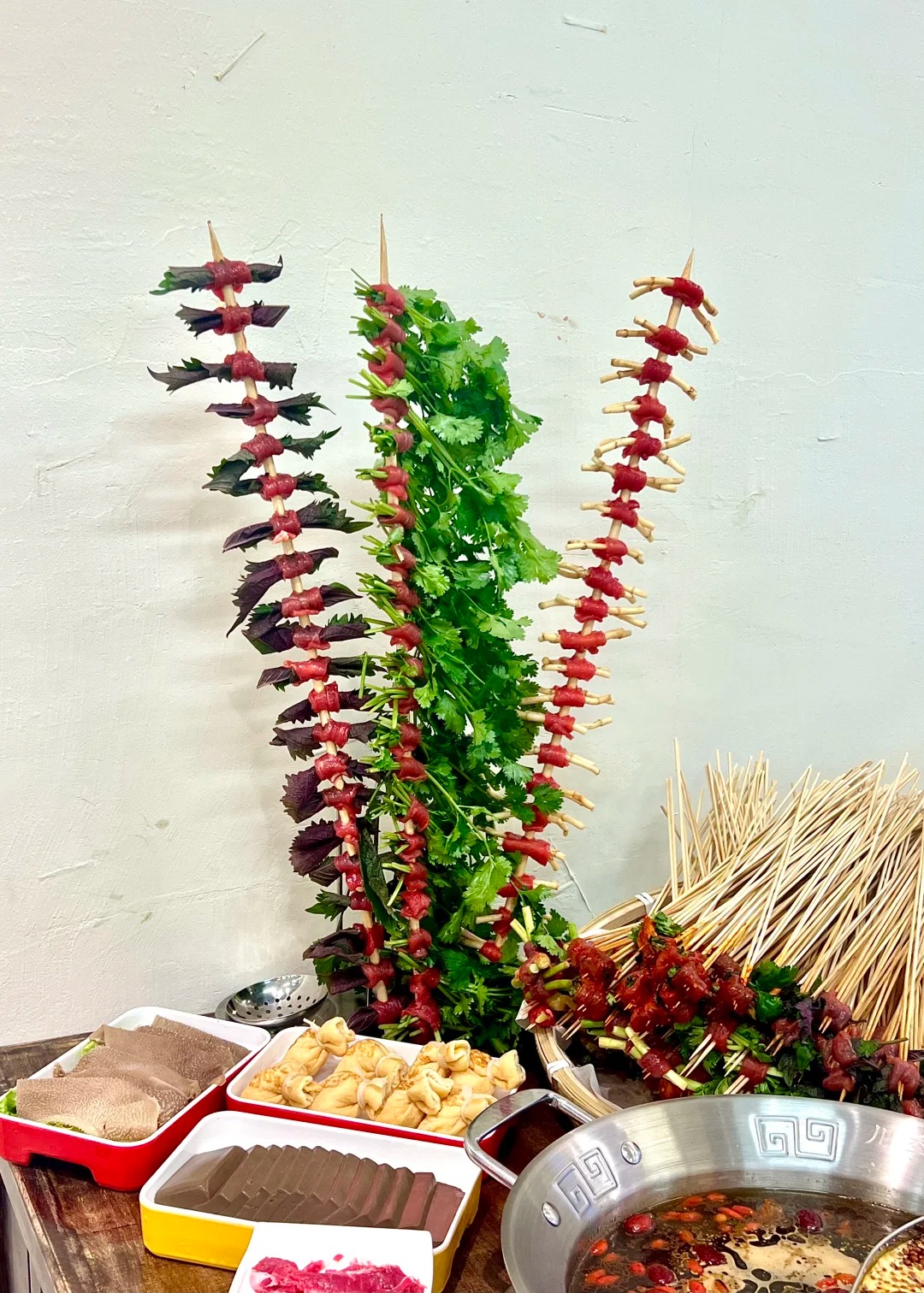 Bức ảnh bữa ăn "nặng m&ugrave;i" nhất c&otilde;i mạng h&ocirc;m nay: Người khen nức nở, kẻ ch&ecirc; bai "chỉ l&agrave; tr&ograve; l&agrave;m m&agrave;u l&atilde;ng ph&iacute; thức ăn"! - Ảnh 6.