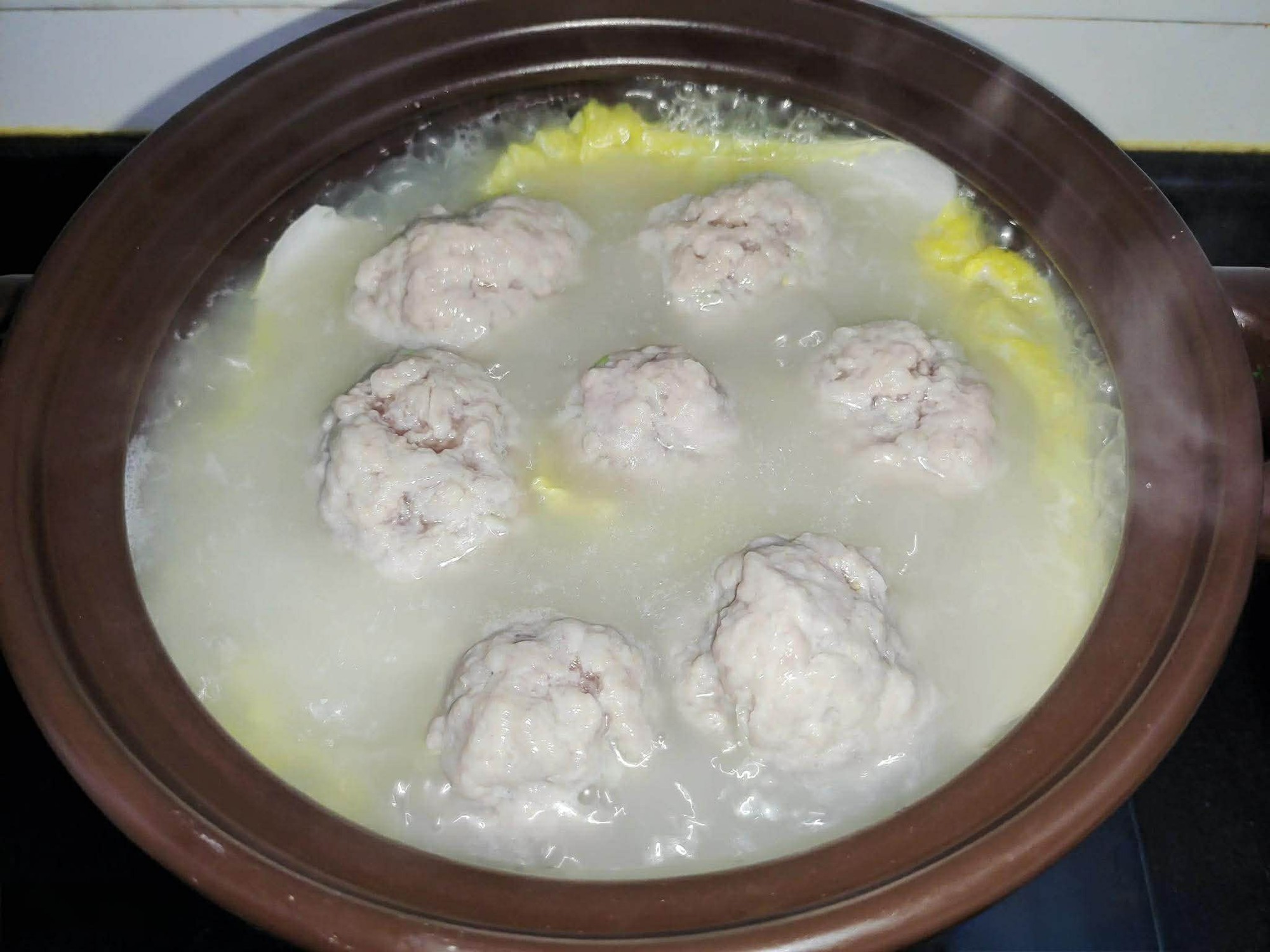 Một m&oacute;n canh ho&agrave;n hảo cho bữa cơm nh&agrave;: C&aacute;ch nấu dễ, nguy&ecirc;n liệu rẻ, nước d&ugrave;ng ngọt ngon đậm đ&agrave; đưa cơm v&ocirc; c&ugrave;ng - Ảnh 4.