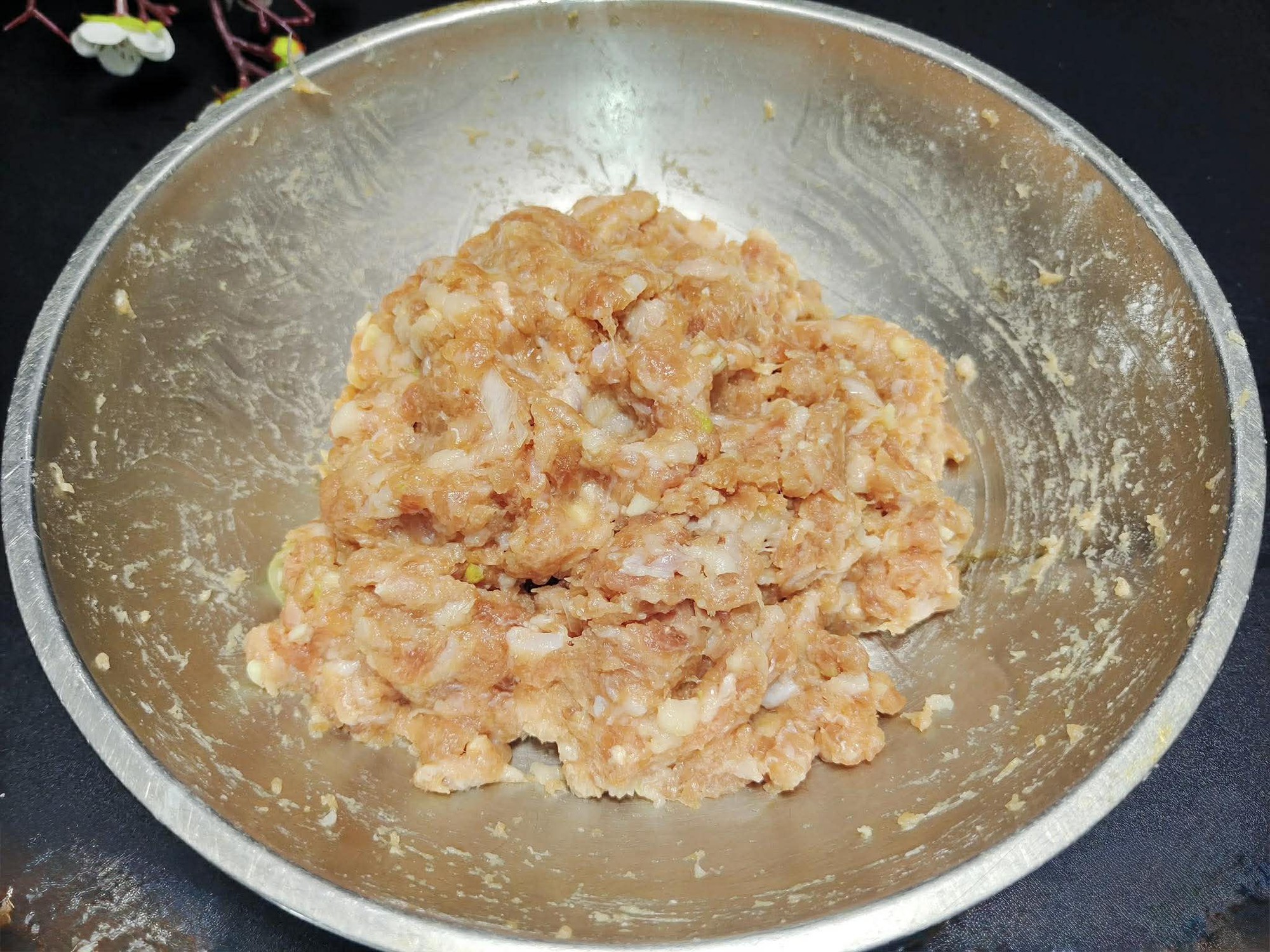 Một m&oacute;n canh ho&agrave;n hảo cho bữa cơm nh&agrave;: C&aacute;ch nấu dễ, nguy&ecirc;n liệu rẻ, nước d&ugrave;ng ngọt ngon đậm đ&agrave; đưa cơm v&ocirc; c&ugrave;ng - Ảnh 1.