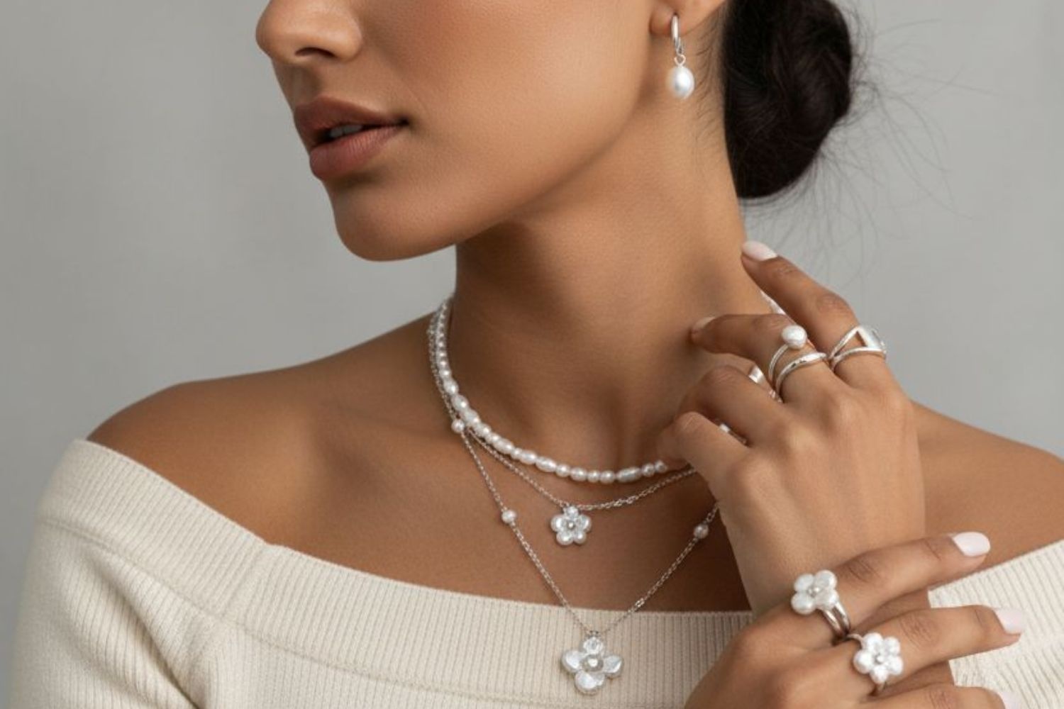 Lỗi phối trang sức &acirc;m thầm khiến outfit 'mất điểm' - Ảnh 1.