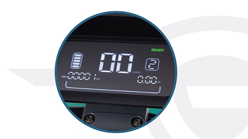 Xe m&aacute;y điện gi&aacute; 32,6 triệu đồng ở Việt Nam đẹp phong c&aacute;ch, động cơ 2.500W khỏe như xe xăng, chạy gần 100km/lần sạc, rẻ chỉ ngang Vision - Ảnh 3.