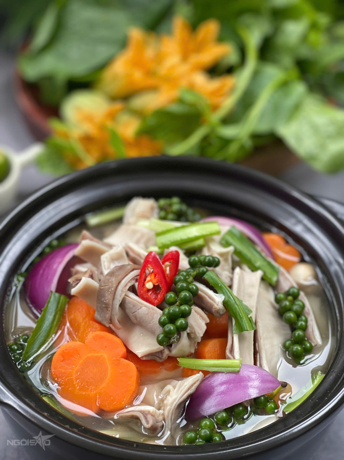 C&aacute;ch l&agrave;m bao tử hầm ti&ecirc;u xanh gi&ograve;n sần sật, nước d&ugrave;ng ngọt thanh - Ảnh 2.