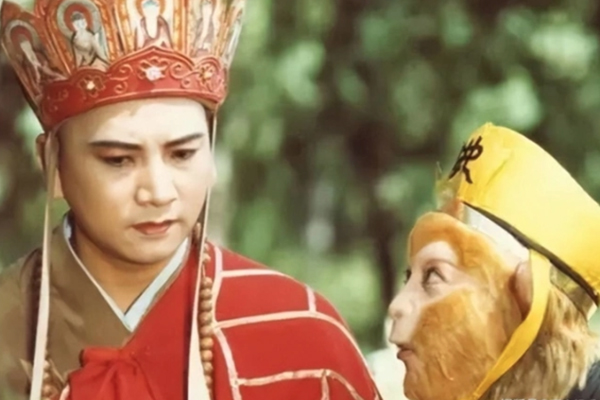 Điều kỳ b&iacute; trong cuộc h&ocirc;n nh&acirc;n 'lệch tuổi' giữa Đường Tăng 'T&acirc;y Du K&yacute;' 1986 c&ugrave;ng vợ doanh nh&acirc;n tỷ đ&ocirc; - Ảnh 2.