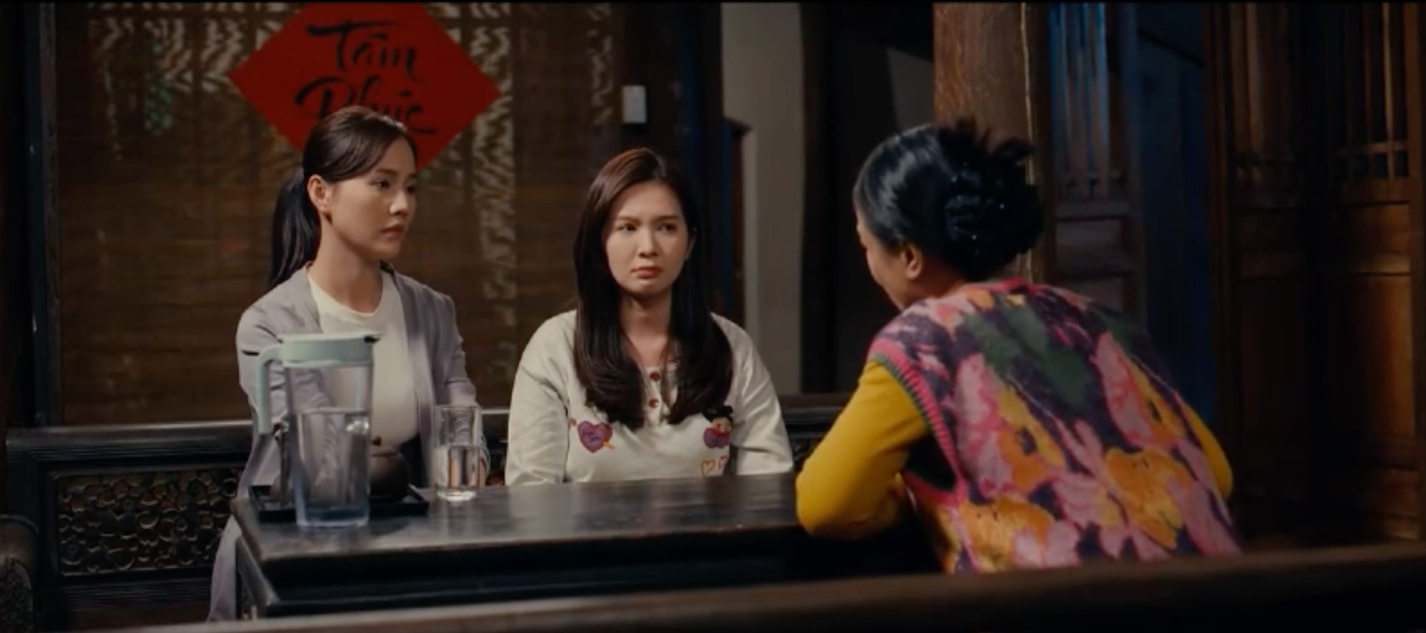 Ngược đường ngược nắng - Tập 7:  B&agrave; Ch&iacute;nh ra tay &ldquo;đẩy thuyền&rdquo; cho Mai - Trung - Ảnh 3.