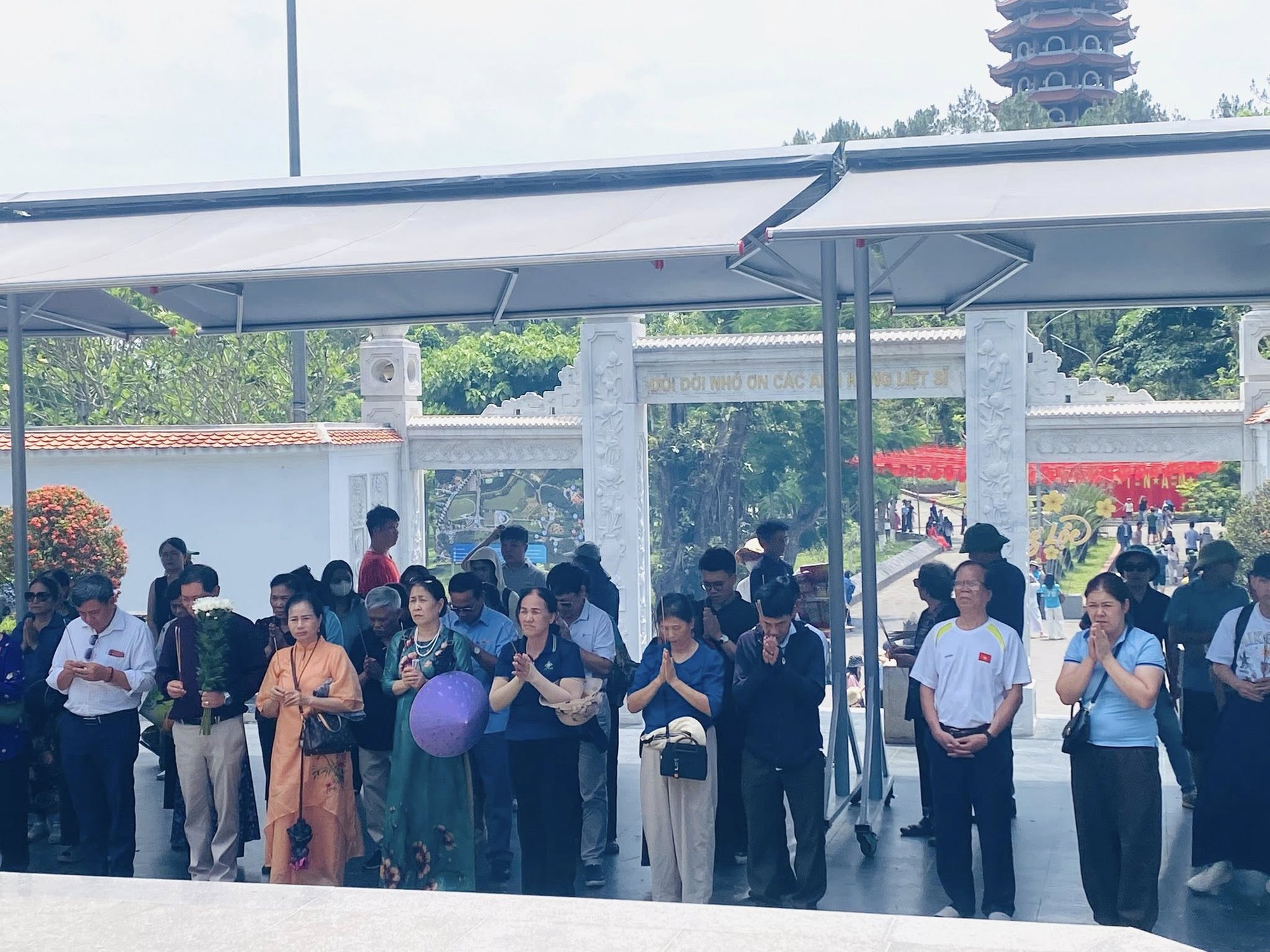 Tri &acirc;n tại Ng&atilde; ba Đồng Lộc- Ảnh 14.