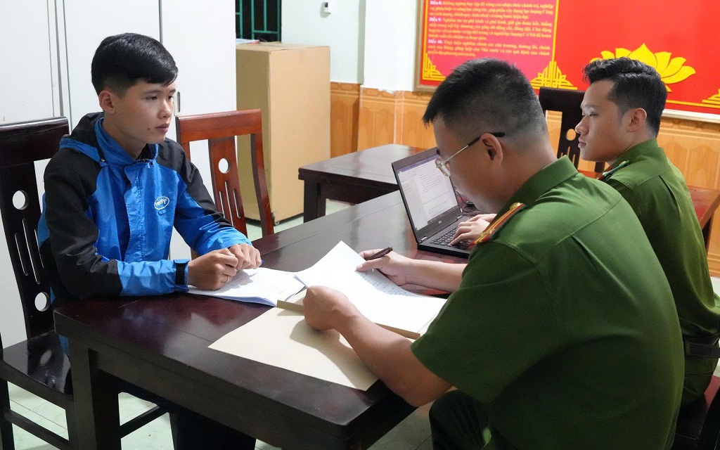Dùng chuyện bị cướp để che giấu hành vi đánh bạc qua mạng